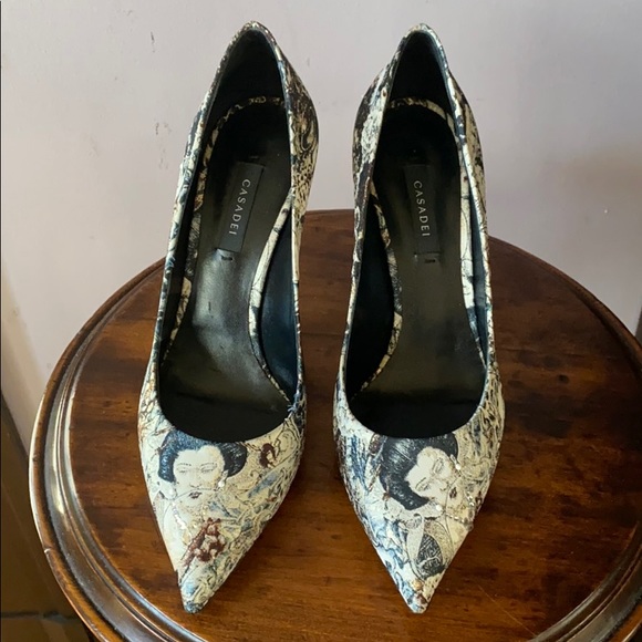 Casadei Shoes - Casadei stiletto Geisha print shoes NWT